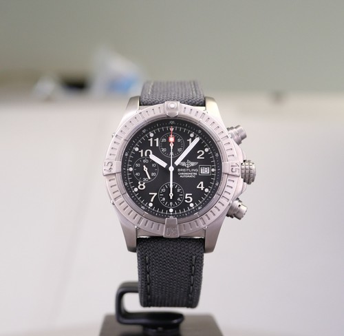 Breitling avenger chronograph - avenger,